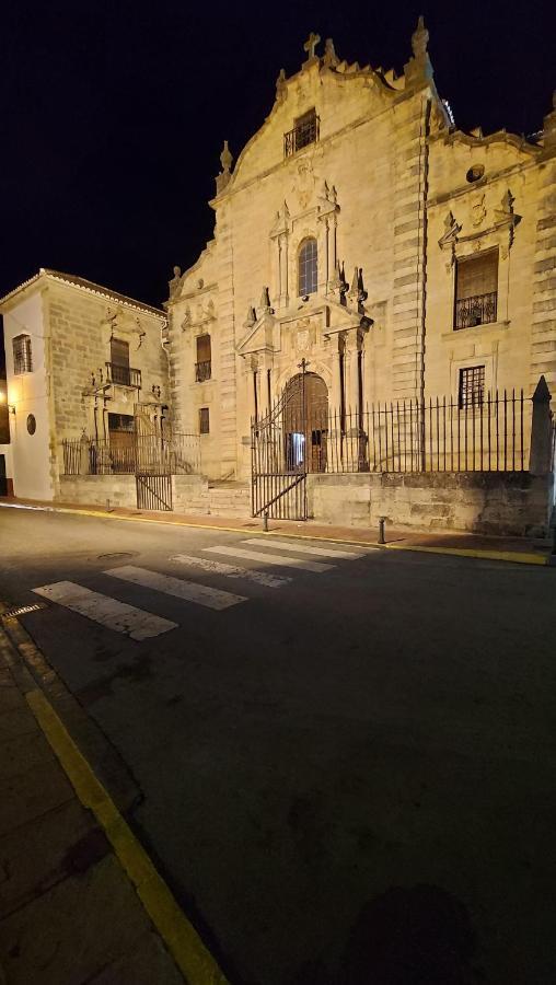 Descalzos Free Parking